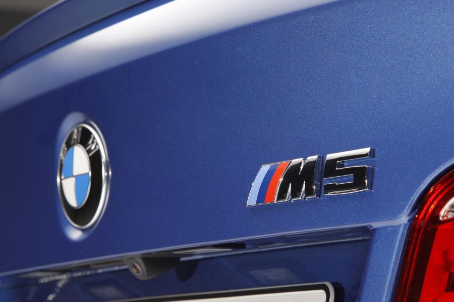  BMW M5 2011 года  (фото 330 из 344)